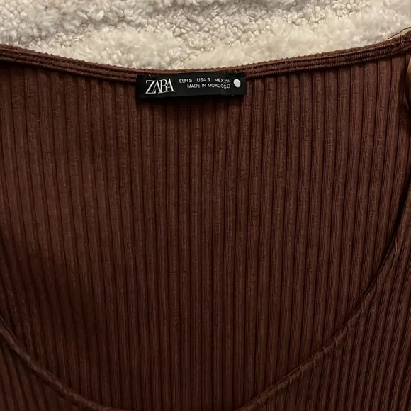 🐶 BROWN RIBBED MIDI DRESS - Worn 1x from Zara - Picture 3 of 4